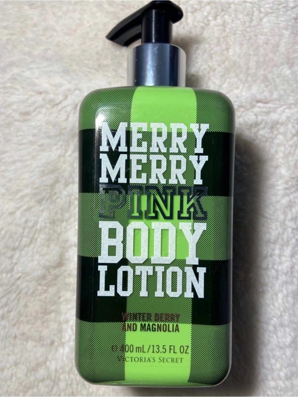 PINK Merry Merry Winter Berry & Magnolia Body Lotion